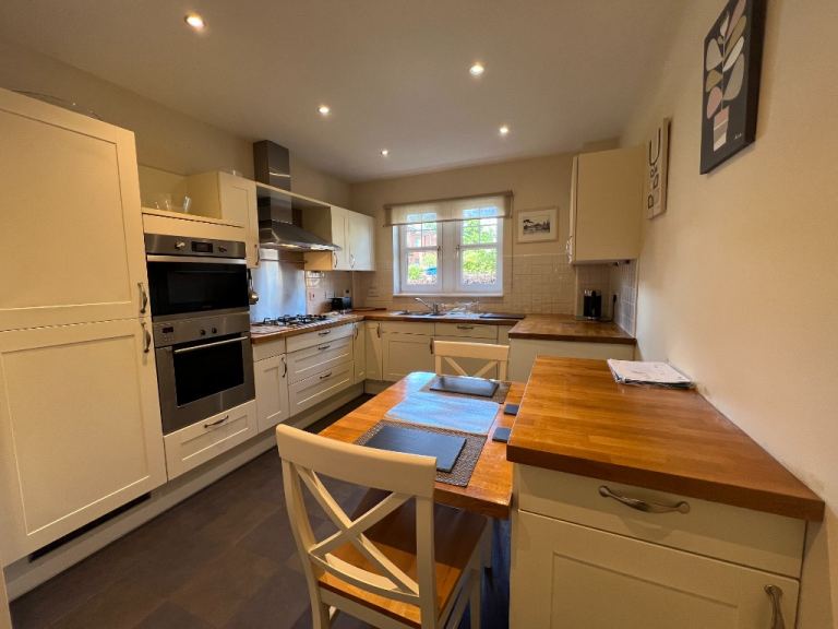 1 bedroom flat in Littlejohn Road, Craiglockhart, Edinburgh, EH10 5GJ