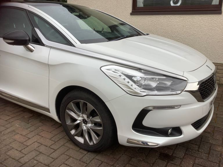 DS, DS 5, Hatchback, 2016, Manual, 1560 (cc), 5 doors