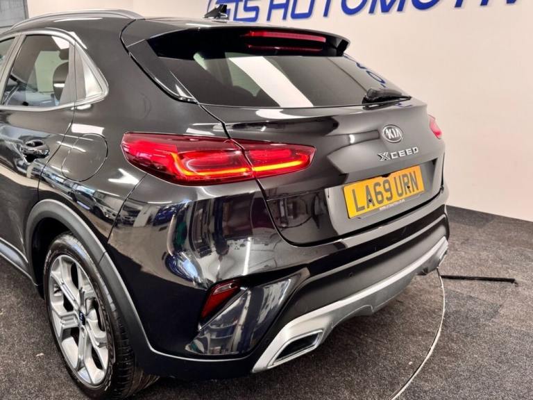 2020 Kia XCeed 1.4 T-GDi 3 FIVE DOOR 140 BHP + SAT NAV + REAR CAMERA + HEATED SEATS HATCHBACK Pet...