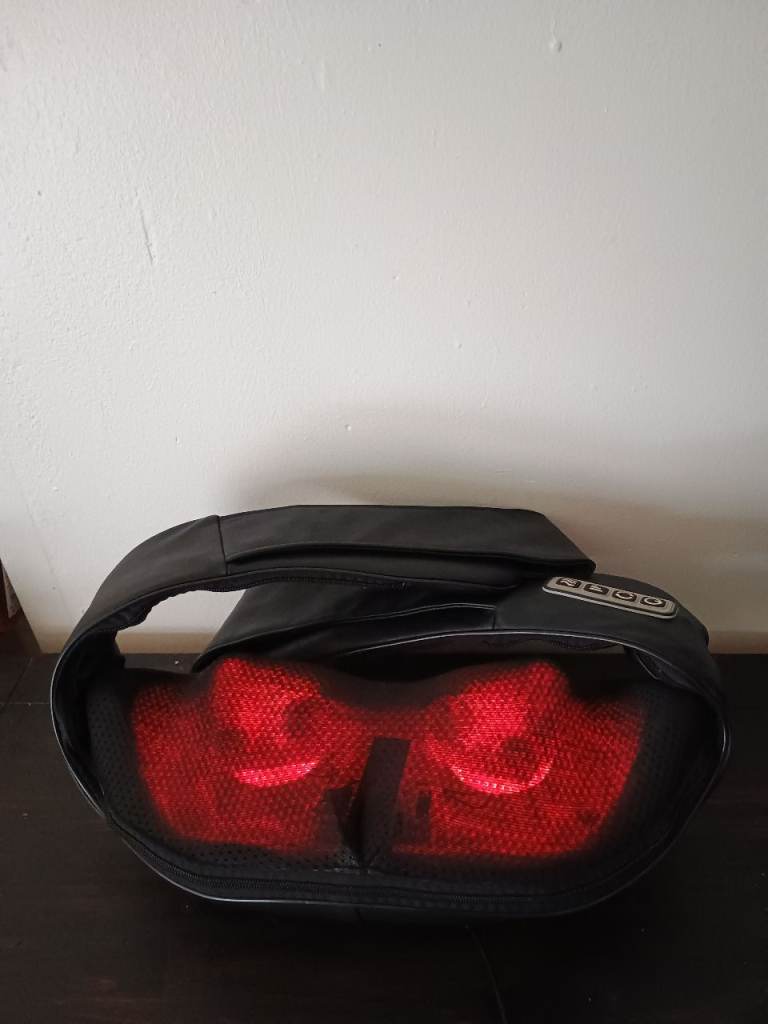 Neck and shoulder massager 