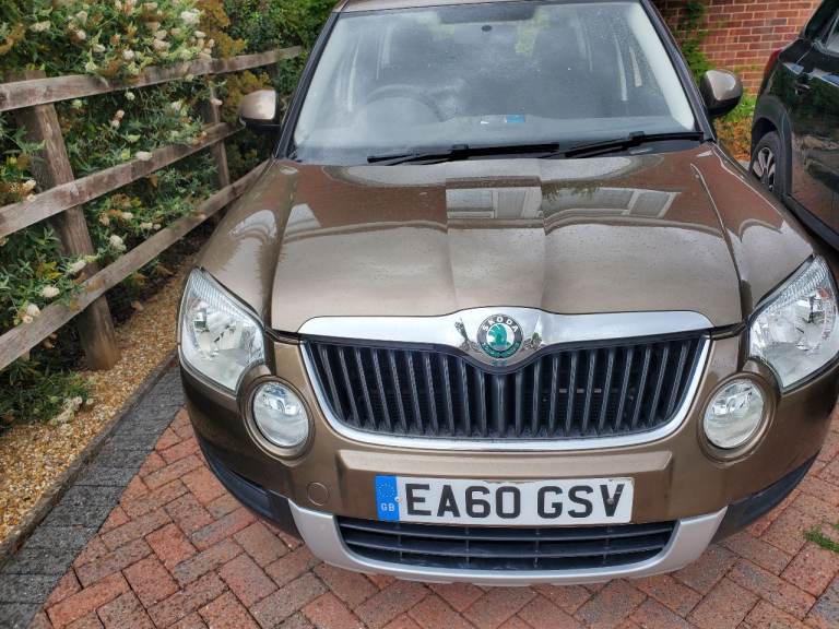 Skoda, YETI, Hatchback, 2011, Semi-Auto, 1197 (cc), 5 doors