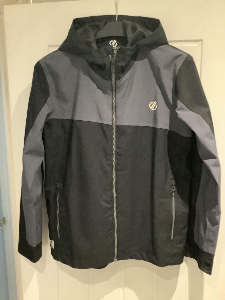 Boys ‘Dare 2 Be’ Black Waterproof Jacket Size 13