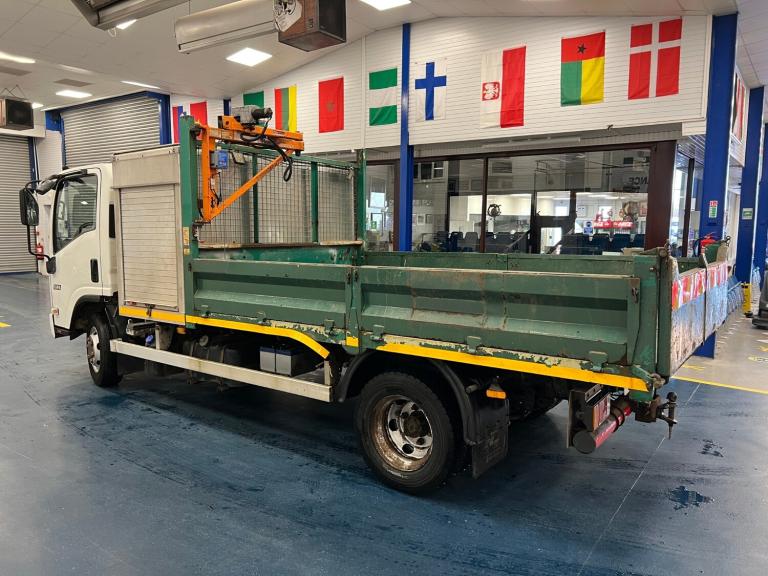 2016 Isuzu FORWARD N75150 URBAN 4X2 3.0D 150PS 7.5 TON TIPPER C/W PENNY HYDRAULICS CRANE (EURO 6)...