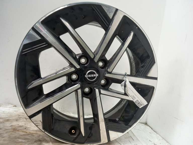 Nissan Juke Alloy Wheel 17 Inch 5x114.3 Offset Et35 7j 2019-2026