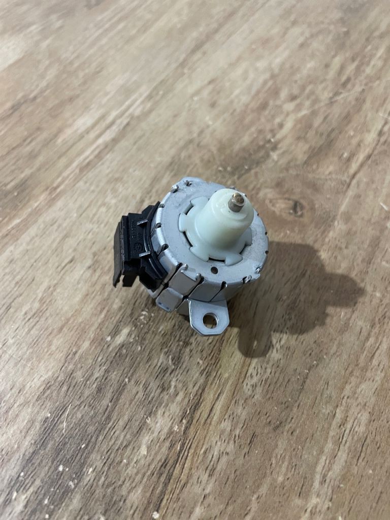 BMW 4 Series Headlight Level Adjuster Actuator Motor 1307220901