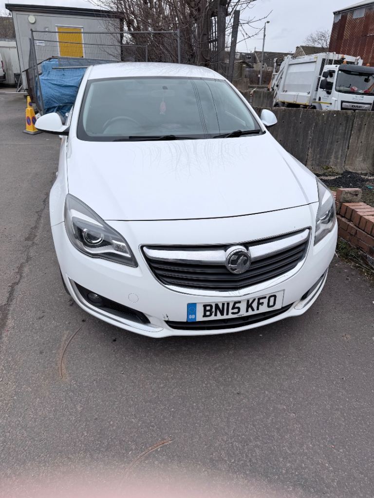 Vauxhall, INSIGNIA, Hatchback, 2015, Other, 1956 (cc), 5 doors