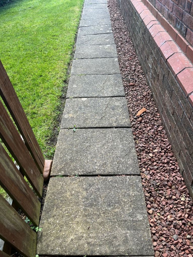 Used paving slabs, approx 20 m2
