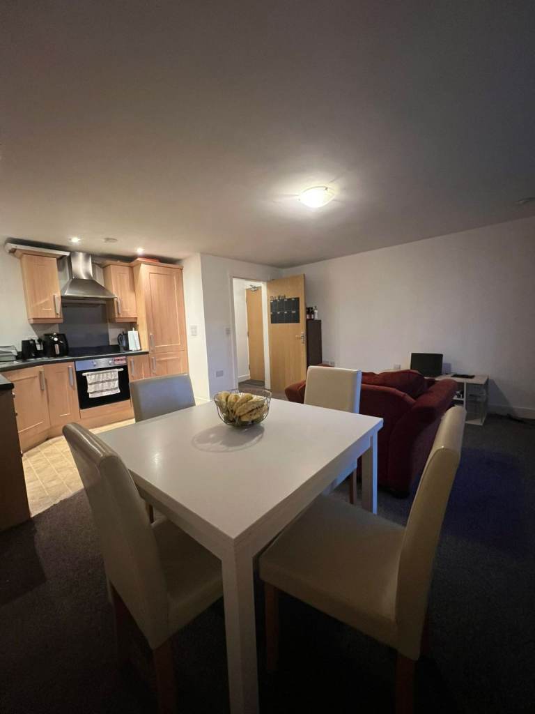 Stunning 1 bed apartment (ground floor) with parking , Stockton Heath