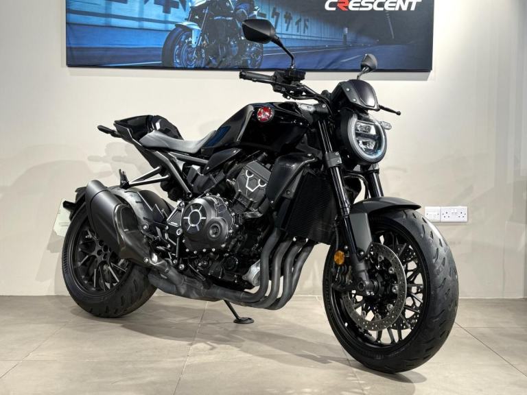 HONDA CB1000R - BLACK EDITION - 2021 - LOW MILES - FSH - QUICKSHIFT-HEATED GRIPS