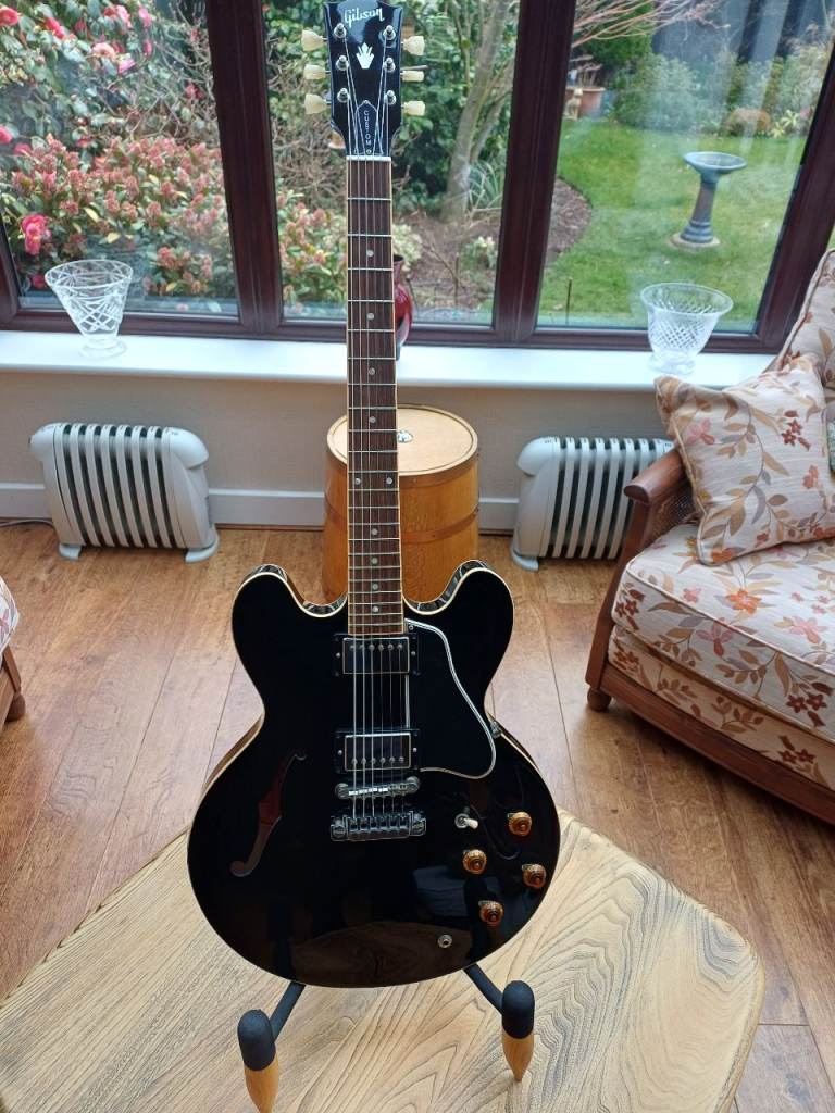 Gibson ES335 