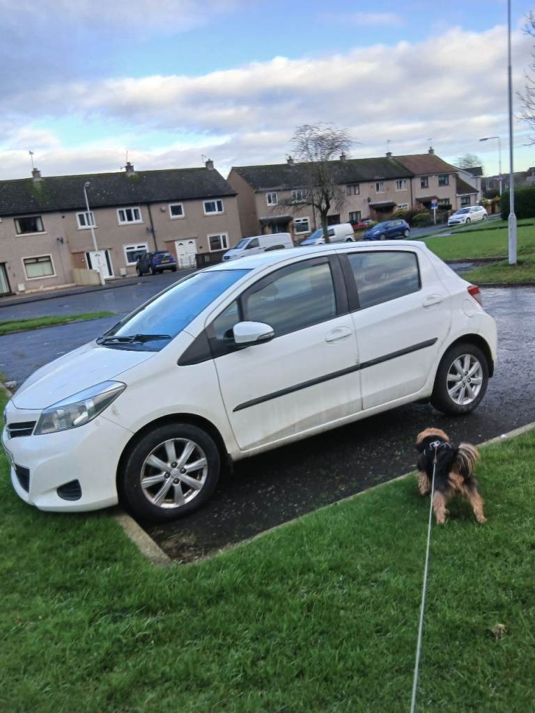 Toyota, YARIS, Hatchback, 2012, Manual, 1364 (cc), 5 doors