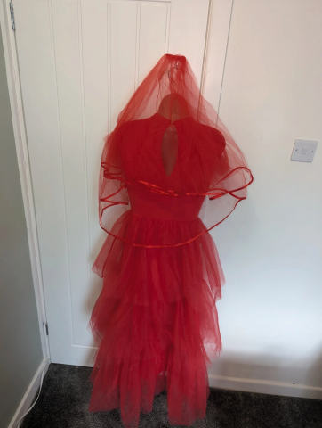 lydia from beetlejuice red dress Deetz Wedding Halloween Costumes (M) Cosplay This theatrical outfit features a short Red Tiered Tulle Floor-Length Maxi