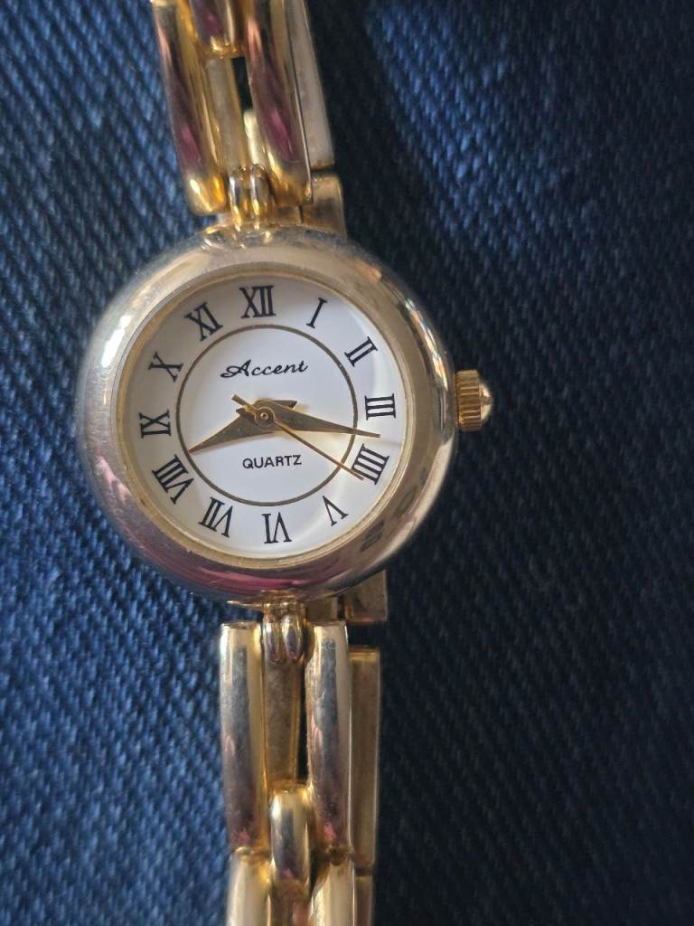 Vintage ingersoll Accent ladies cocktail watch untested 