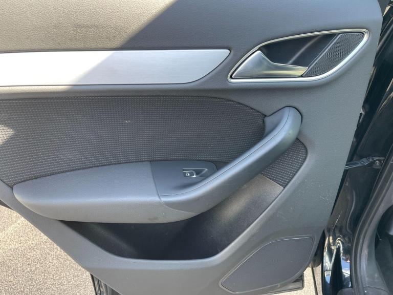 2014 Audi Q3 2.0 TDI S line S Tronic quattro Euro 5 (s/s) 5dr ESTATE Diesel Automatic