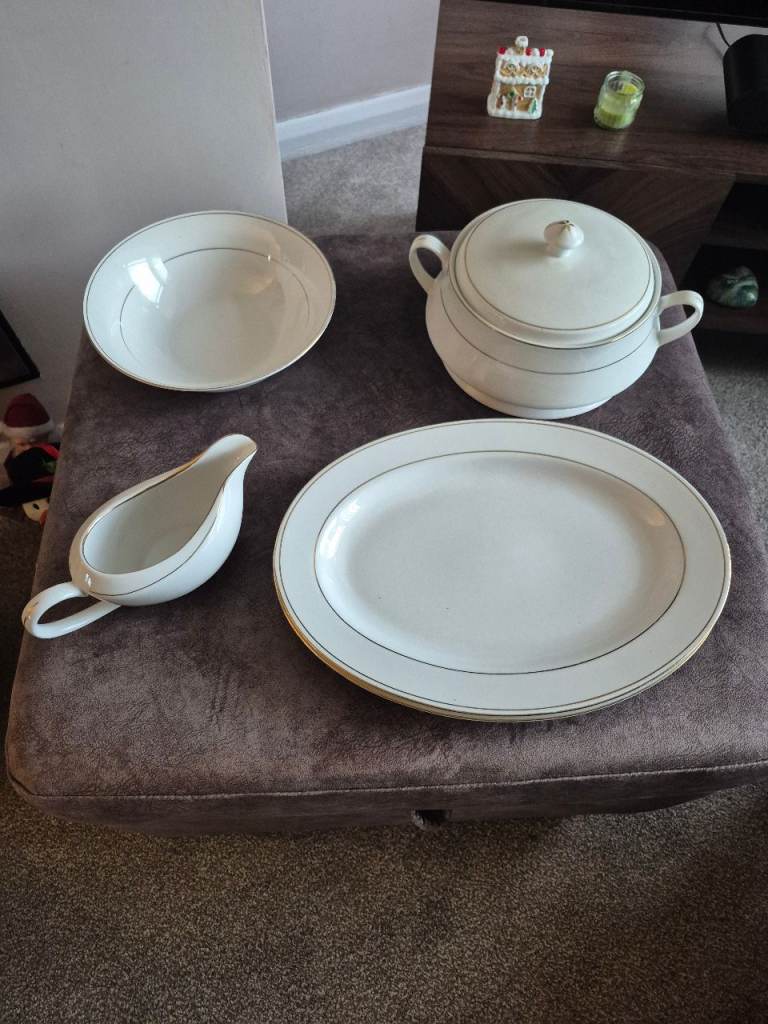 58 piece White Ceramic Tableware Set - Gold Trim