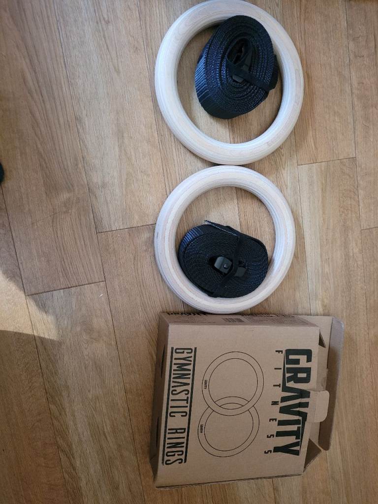 Pull up bar with never used gymnastic rings