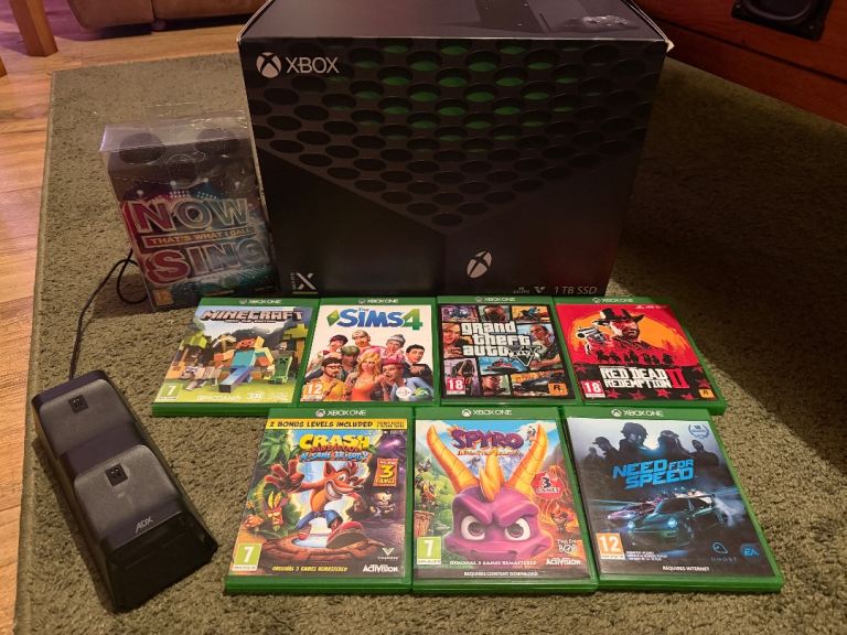 Xbox One Series X and Games Bundle! Boxed!