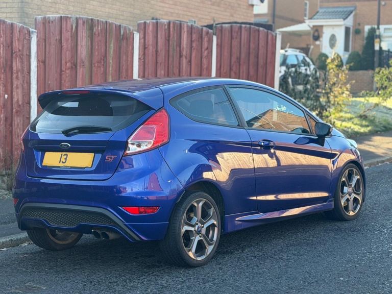 2013 FORD FIESTA ST 180 TURBO HPI CLEAR SERVICE HISTORY 2 KEYS LONG MOT CHEAPEST ON THE NET!