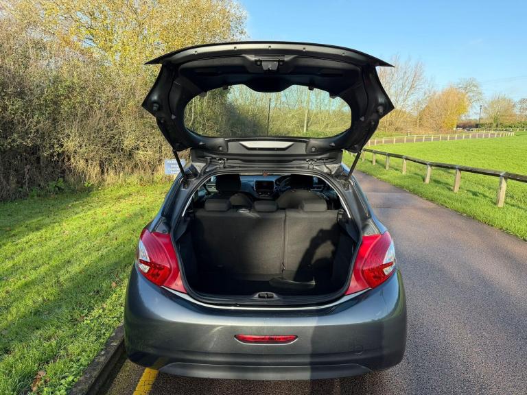 2014 Peugeot 208 1.2 VTi PureTech Active Euro 5 3dr HATCHBACK Petrol Manual