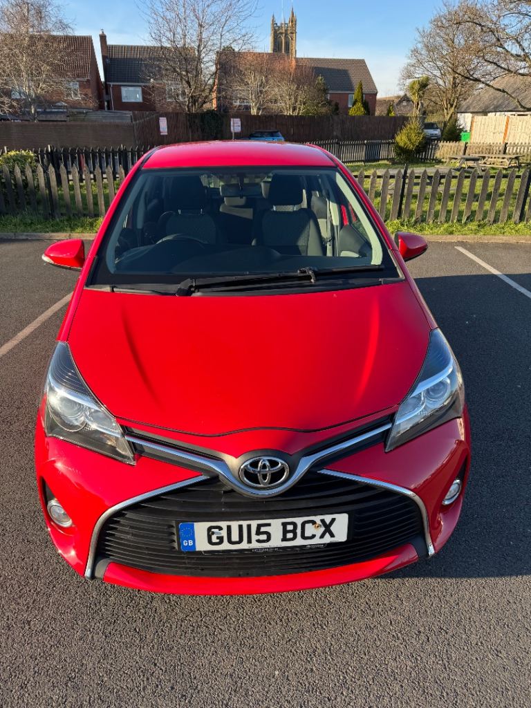 Toyota, YARIS, Hatchback, 2015, Manual, 1329 (cc), 5 doors