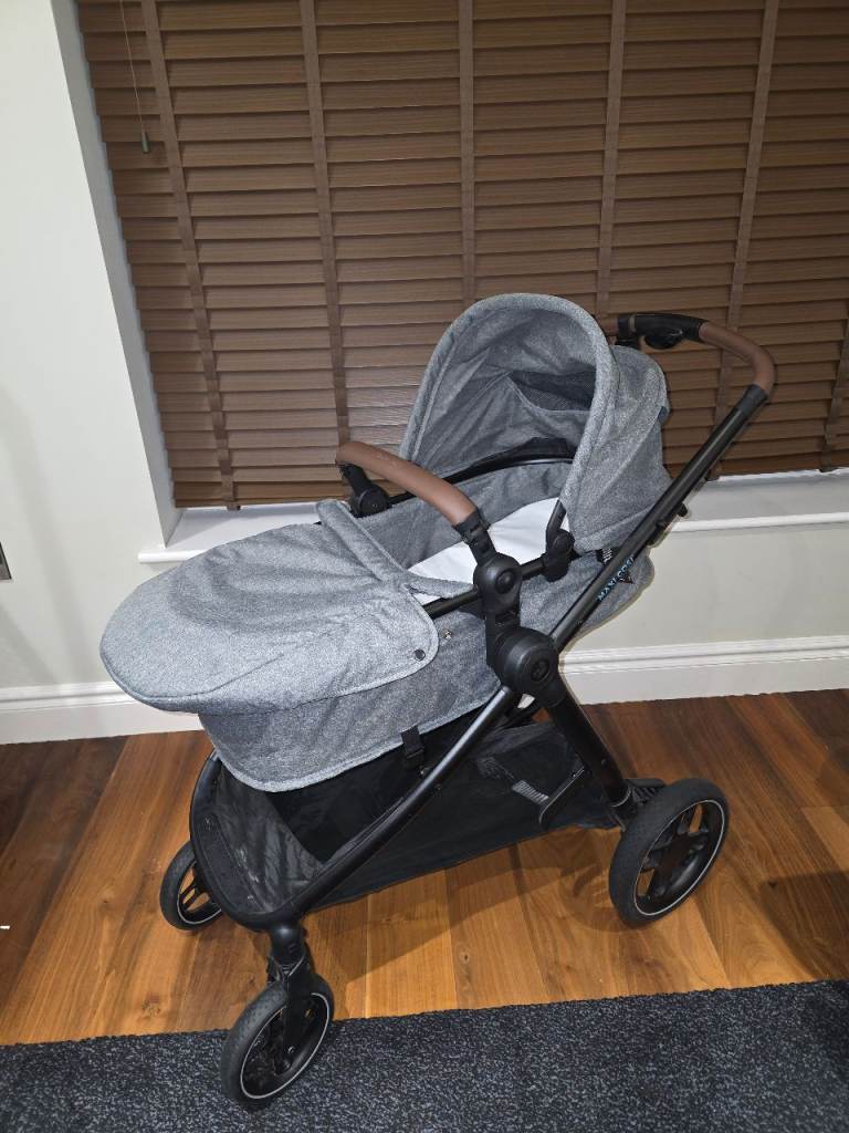 Maxi Cosi - travel system (like new)
