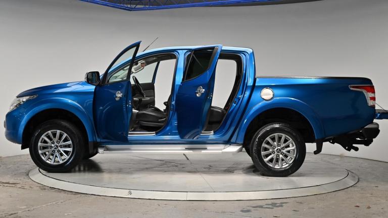 2019 Mitsubishi L200 2.4 DI-D DC Barbarian 4WD Euro 6 4dr PICK UP Diesel Manual