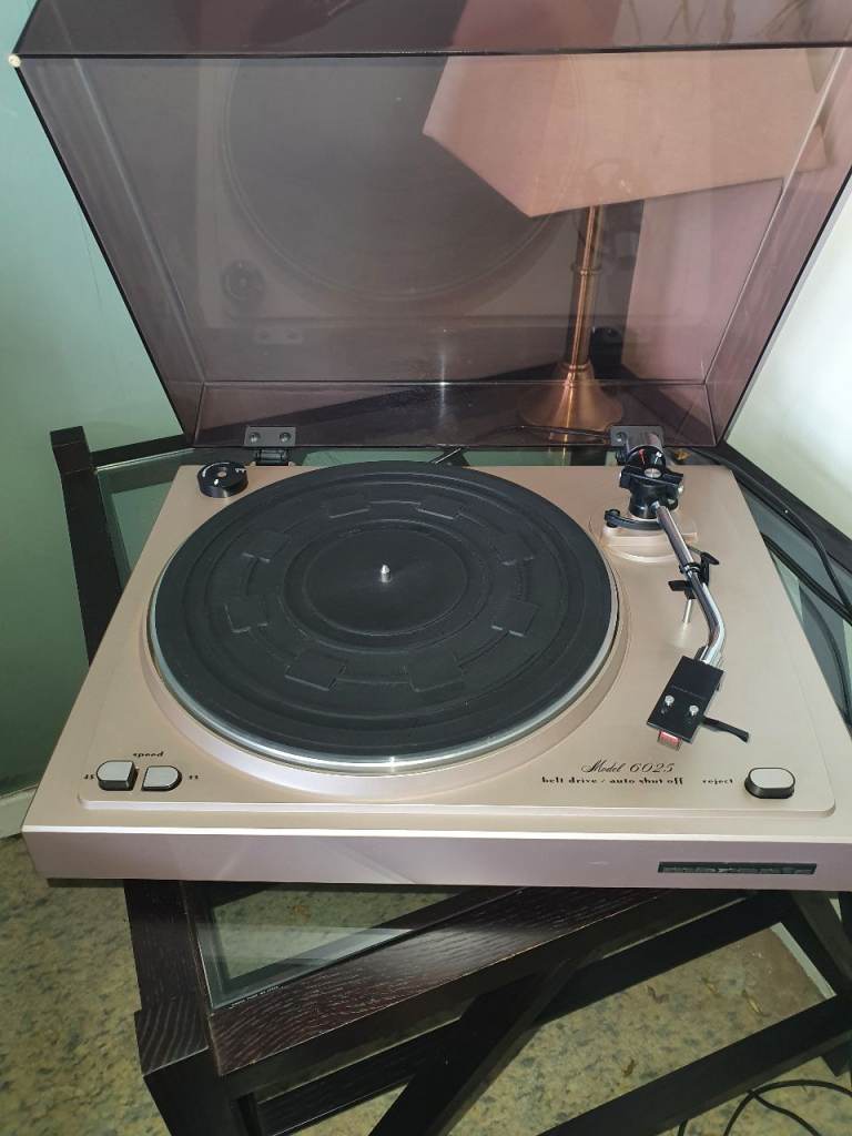 Marantz vintage 6025 turntable 