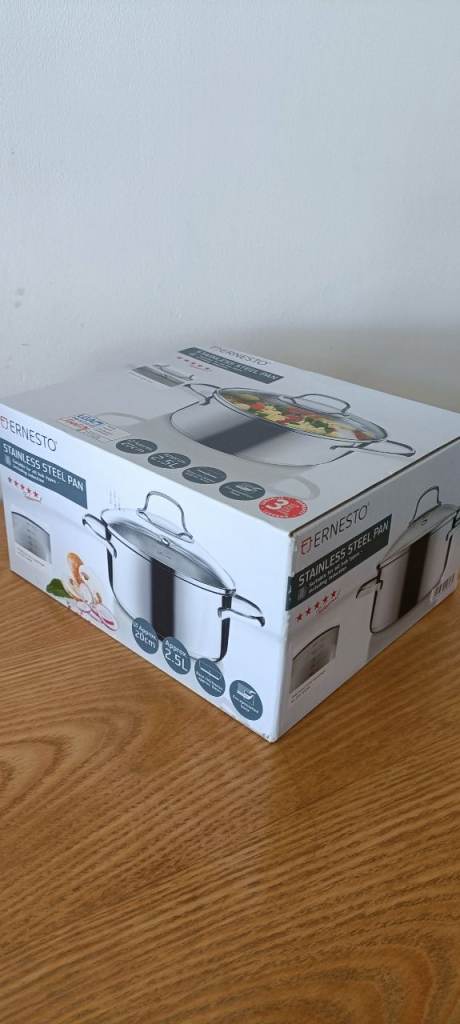 Stainleless steel cooking pan