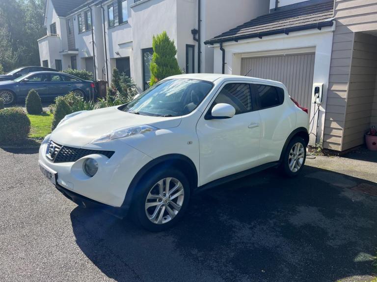 Nissan, JUKE, Hatchback, 2013, Manual, 1598 (cc), 5 doors