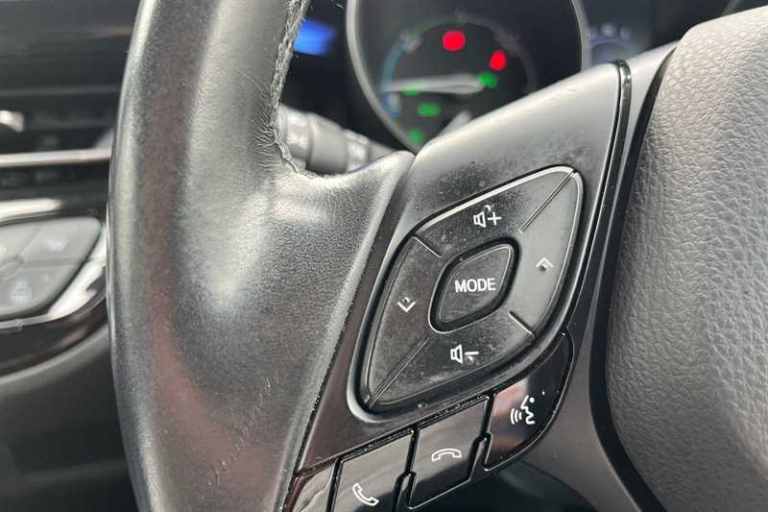 2017 Toyota C-HR 1.8 HYBRID DYNAMIC 5DR CVT Hatchback Hybrid Automatic