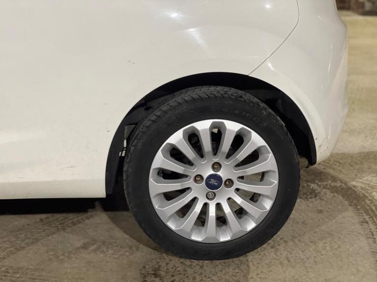 FORD KA 1.2 Zetec Euro 5 (s/s) 3dr 2014