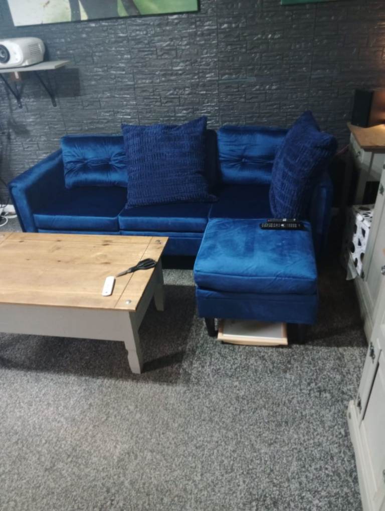 NEW CORNER SOFA DELIVERY AVAILABLE TODAY 