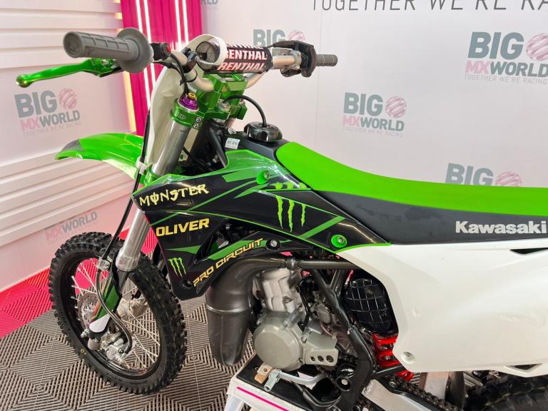 Kawasaki KX 85 2019 - Bud Racing Edition - 20 Genuine Hours 