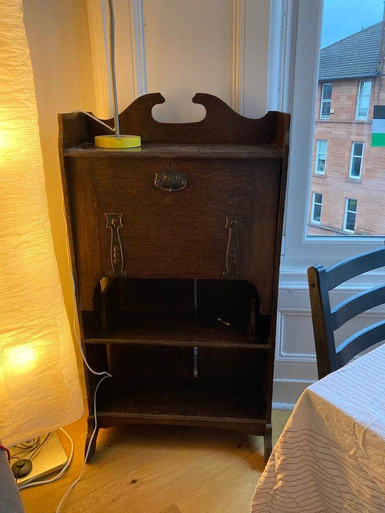Arts and Crafts Antique Wooden Bureau / Desk