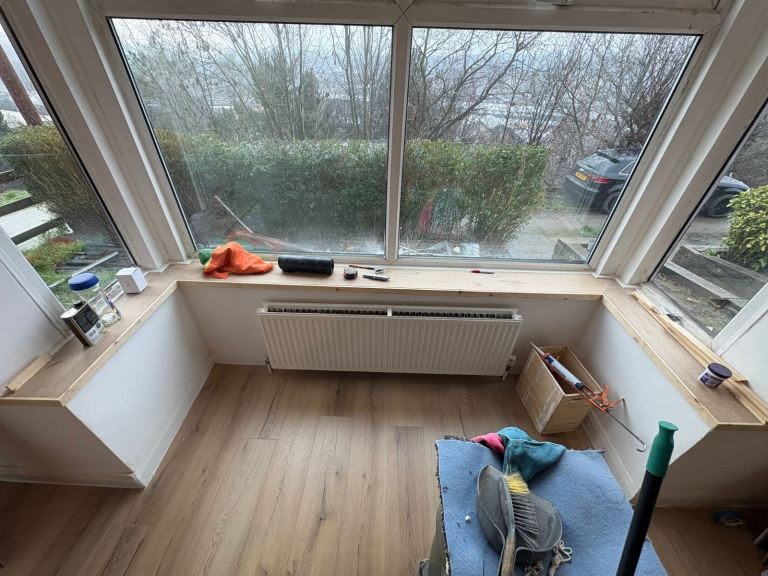 2 bed bungalow fully renovated Kilner bank Huddersfield to rent 