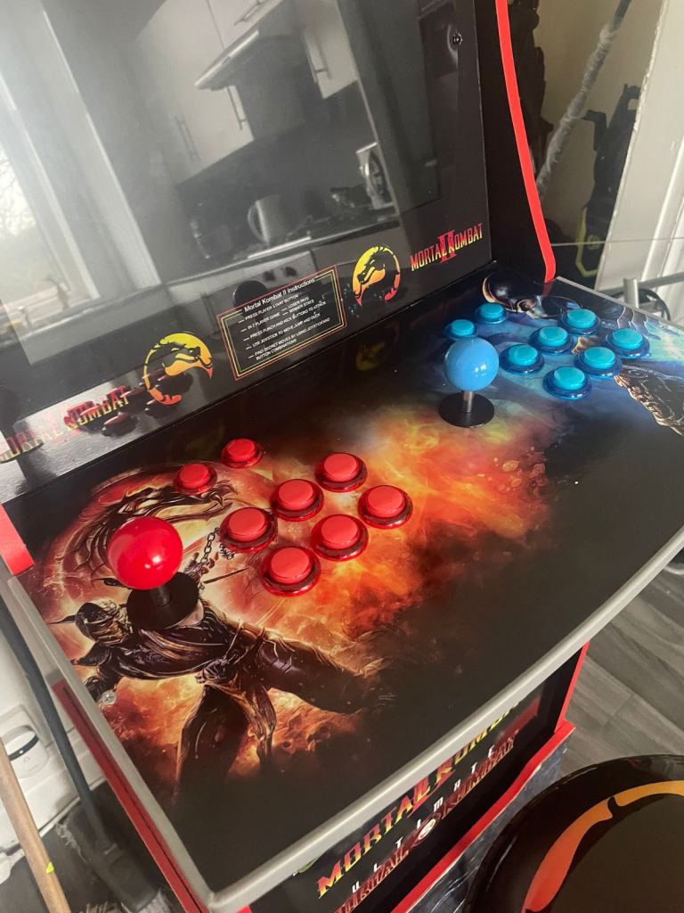 Mortal combat arcade machine 