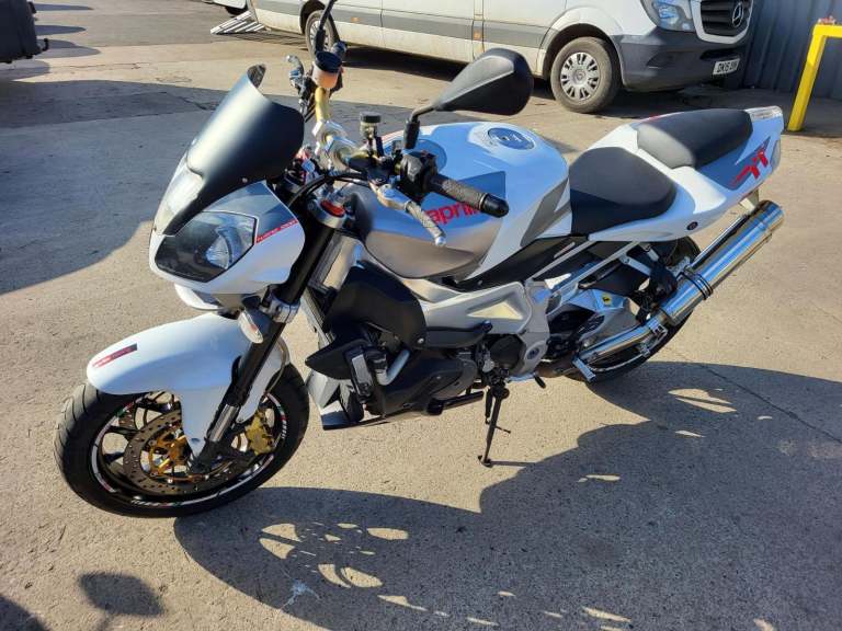 2010 10 APRILIA TUONO 1000 08 TT RSV NAKED CLEAN NEW MOT ROADSTER