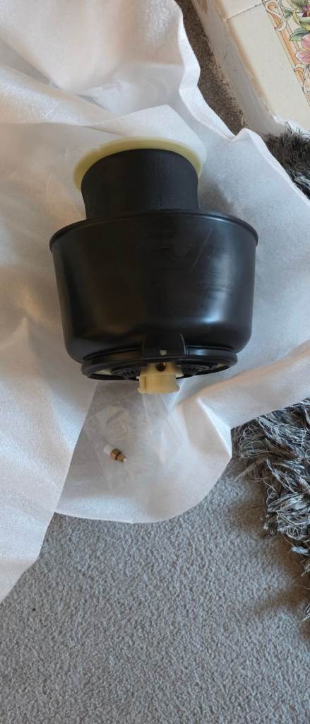 Bmw f10/f11 air suspension