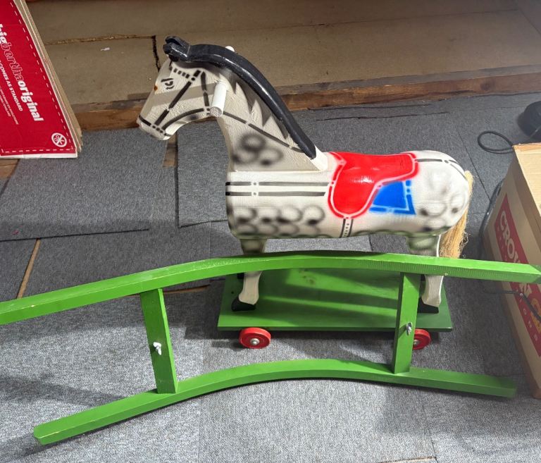 Rocking/Pull-along horse
