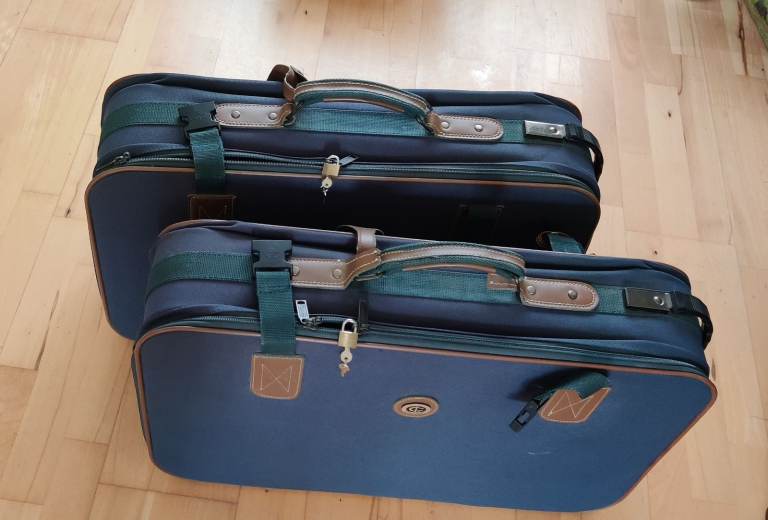 image for Vintage Carlton International green fabric suitcase 