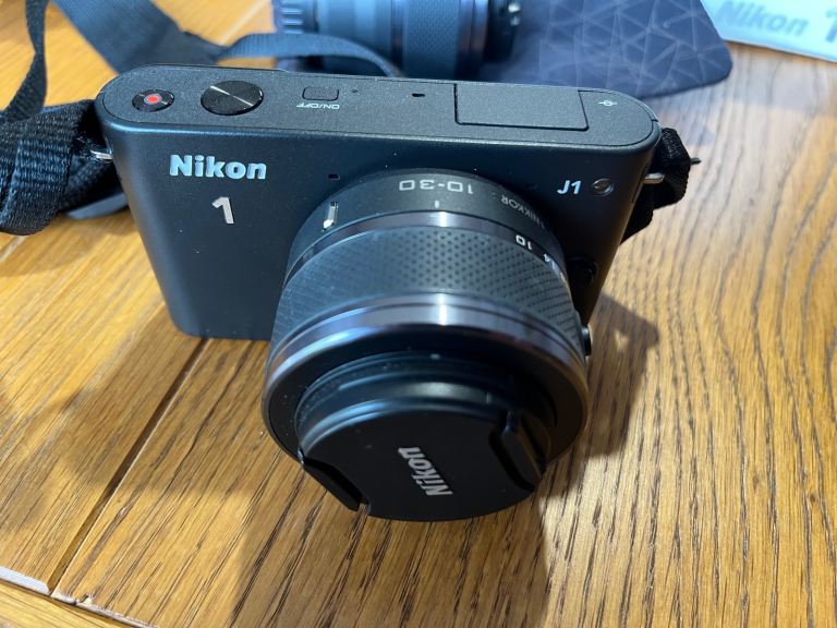 Nikon 1 j1 digital camera 