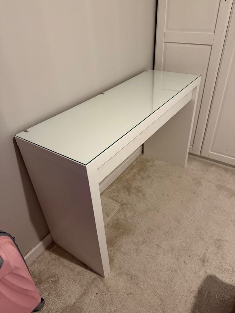 Malm dressing table 