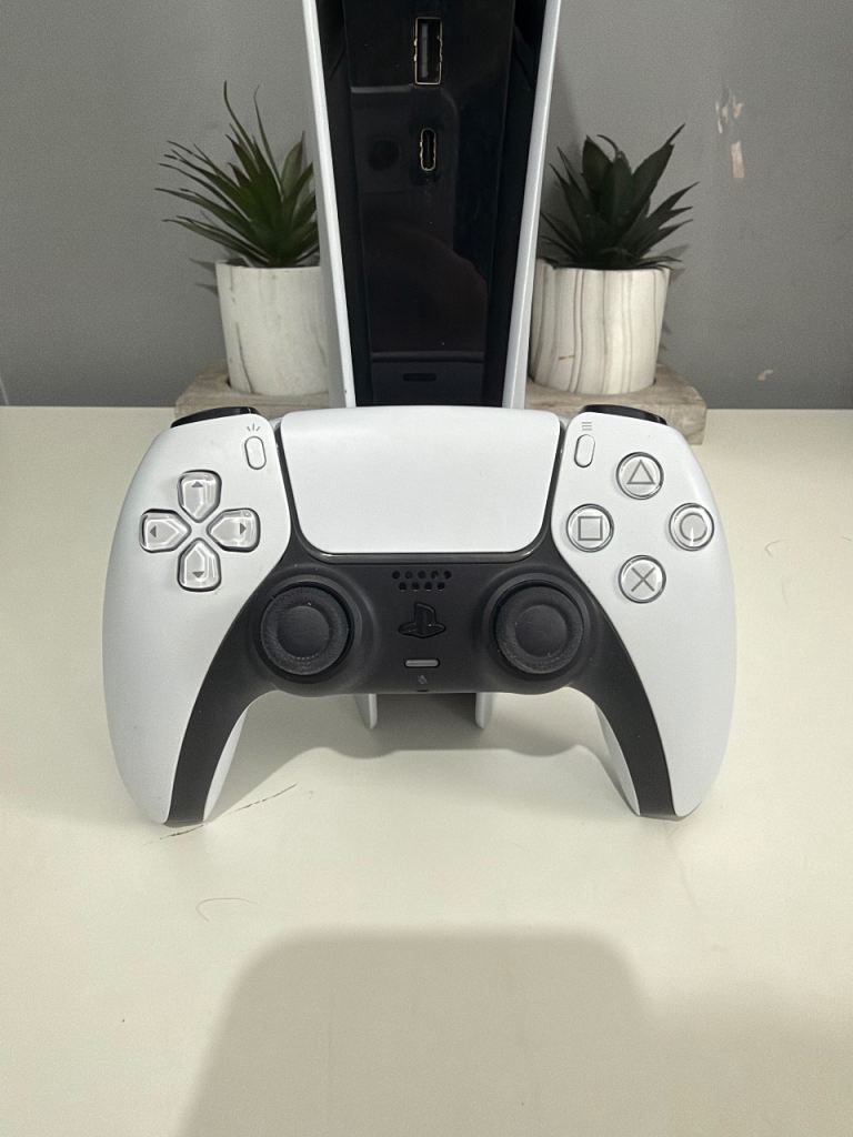 Sony PlayStation 5 Console with Controller – Good Condition
