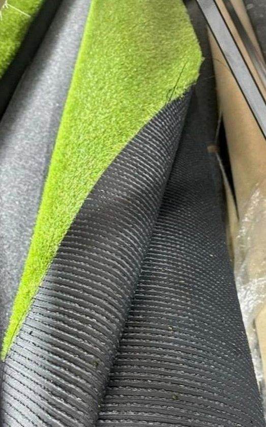 Rolls astro turf | Turf Level Entry | 30mm Hardwearing Lawn