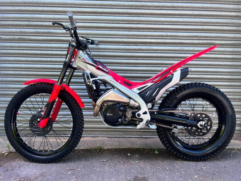 2026 BETA SINCRO 250 Trials Bike