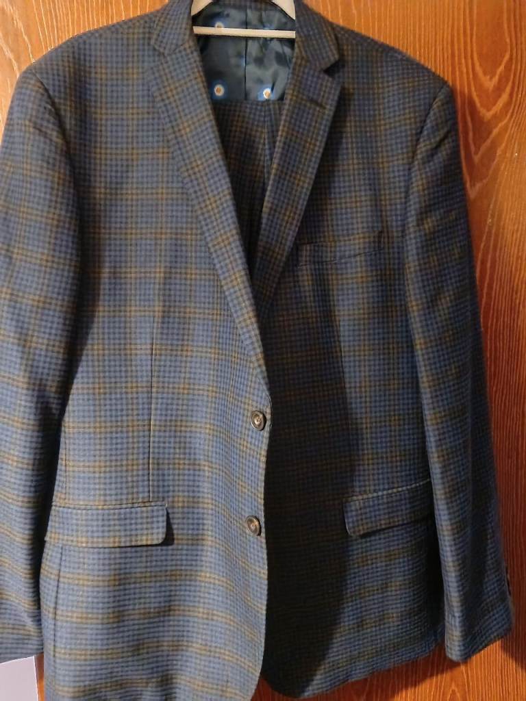 Mems ben sherman checked suit