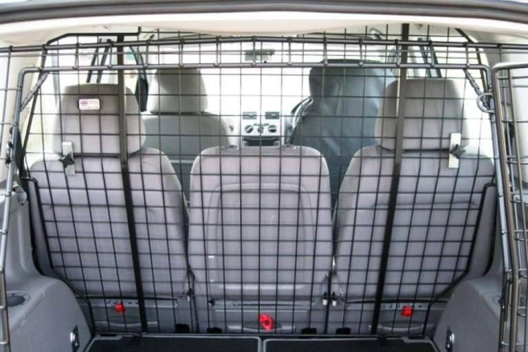 Barjo Dog Guard For A Vw Touran 2010 - 2015 (fits behind seats)