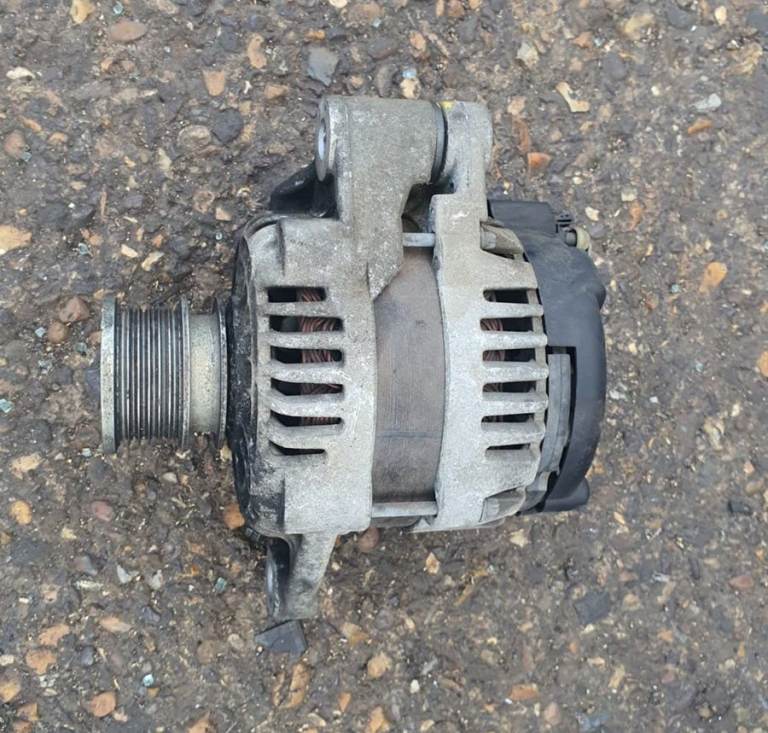Vauxhall Zafira C 2.0 CDTI Alternator 2014