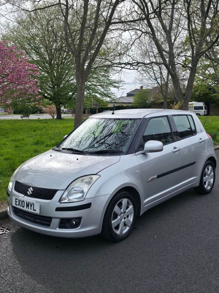 2010 Suzuki Swift AUTOMATIC 1.5, 7 service stamps, MOT until Nov 27, ULEZ