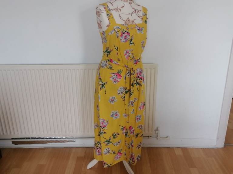 Brand New : JOULES Summer Midi Dress. Lemon Floral. BNWT. Size : UK 10. EU 38 